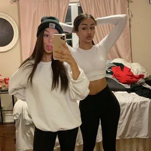 Meet your Posher, Leah